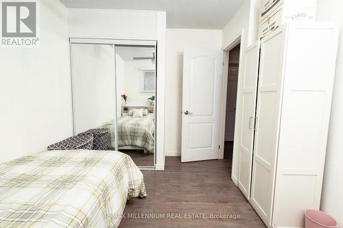 111 Metro Road S, Georgina, ON - Indoor Photo Showing Bedroom