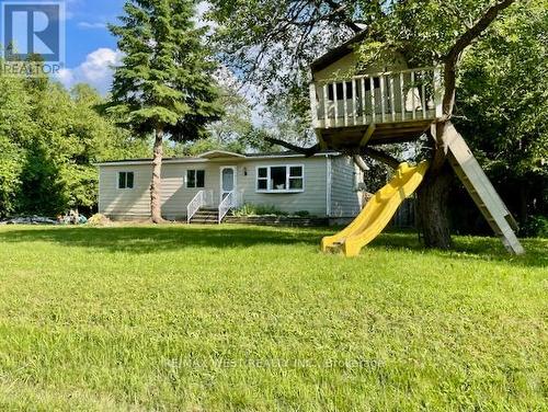 1081 Fern Road, Innisfil, ON - Outdoor