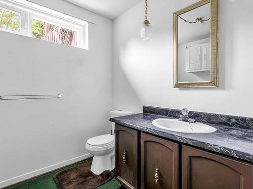 Powder room - 6880 Rue Messier, Brossard, QC 