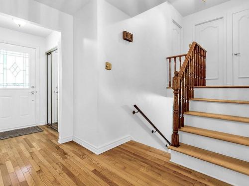 Staircase - 6880 Rue Messier, Brossard, QC 