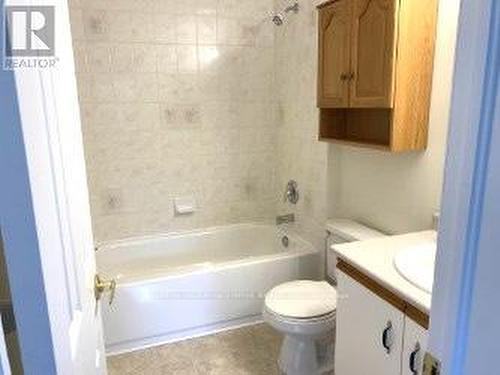 276 Dunsmore Lane, Barrie, ON - Indoor Photo Showing Bathroom