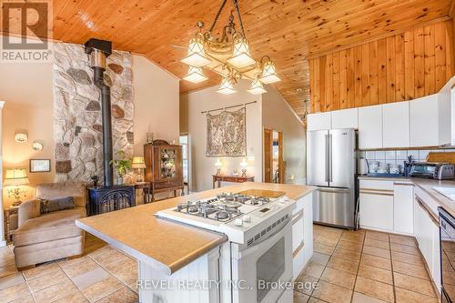 64 Wahnekewening Drive, Tiny, ON - Indoor Photo Showing Kitchen