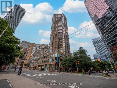 219 - 1033 Bay Street, Toronto, ON 