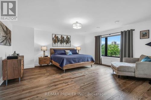 4 Bertha Avenue, Toronto, ON - Indoor Photo Showing Bedroom