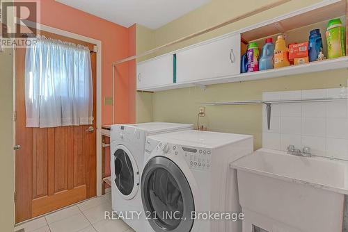 6 Lovel Avenue, Toronto, ON - Indoor Photo Showing Laundry Room