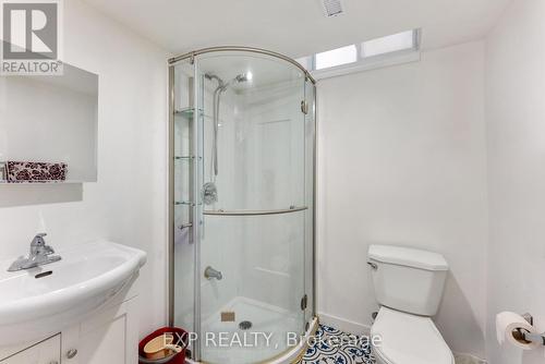 26 Trott Square, Toronto, ON - Indoor Photo Showing Bathroom