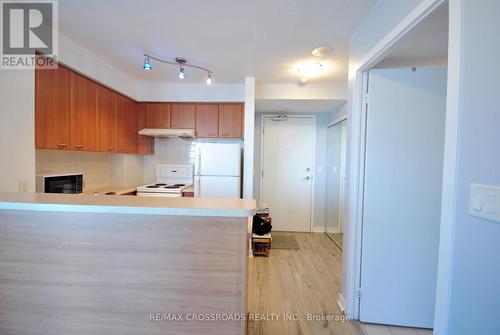 1603 - 38 Lee Centre Drive, Toronto (Woburn), ON - Indoor Photo Showing Kitchen