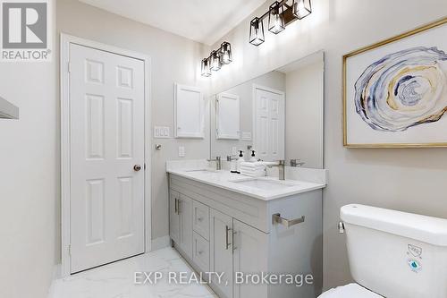 52 Freeport Drive, Toronto, ON - Indoor Photo Showing Bathroom