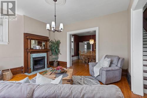 10874 County Rd 2 Road, Alnwick/Haldimand (Grafton), ON - Indoor Photo Showing Living Room With Fireplace