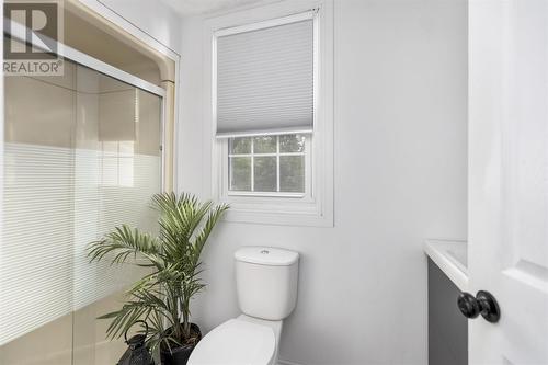 13 Riverview Ave, Sault Ste. Marie, ON - Indoor Photo Showing Bathroom