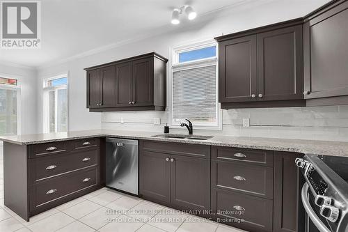 75 - 50 Northumberland Road, London, ON - Indoor Photo Showing Kitchen