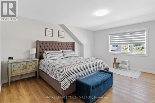 109 Cabot Trail, Chatham-Kent, ON - Indoor Photo Showing Bedroom