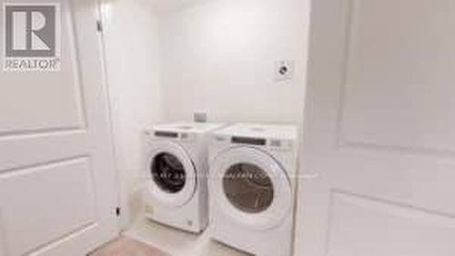 62 Julie Crescent, London, ON - Indoor Photo Showing Laundry Room