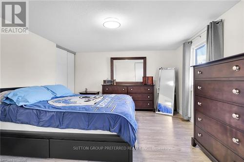 220 - 1330 Jalna Boulevard, London, ON - Indoor Photo Showing Bedroom