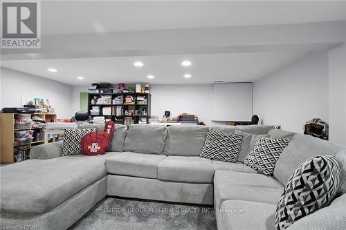 220 - 1330 Jalna Boulevard, London, ON - Indoor Photo Showing Other Room