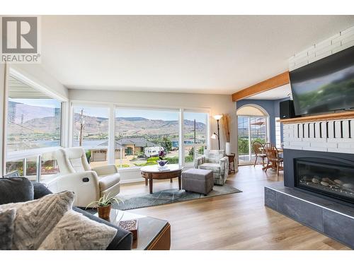 3610 Jasmine Drive, Osoyoos, BC - Indoor Photo Showing Living Room With Fireplace