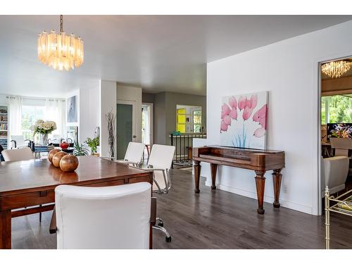 505 Marine Drive N, Kaslo, BC - Indoor Photo Showing Dining Room