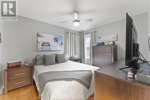 3829 Montcalm Street, Windsor, ON - Indoor Photo Showing Bedroom