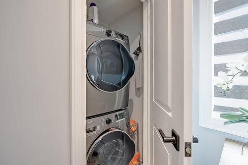 2071 Ghent Avenue|Unit #4, Burlington, ON - Indoor Photo Showing Laundry Room