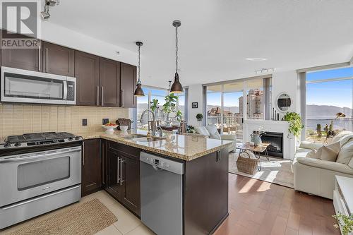 1075 Sunset Drive Unit# 1706, Kelowna, BC 