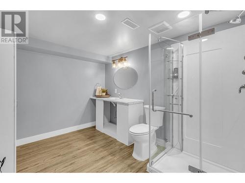 6340 Driftwood Place, Prince George, BC - Indoor Photo Showing Bathroom