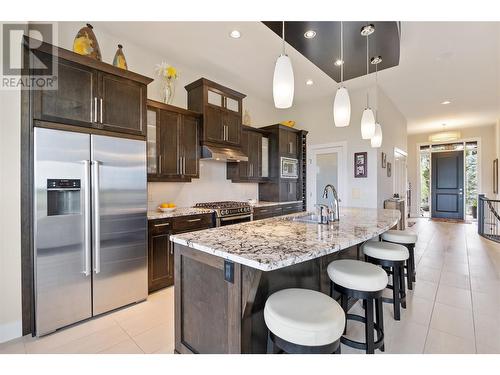 569 Harrogate Lane, Kelowna, BC - Indoor Photo Showing Kitchen With Stainless Steel Kitchen With Upgraded Kitchen