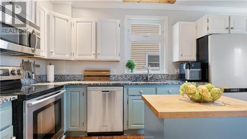 232 Highfield St, Moncton, NB - Indoor Photo Showing Kitchen