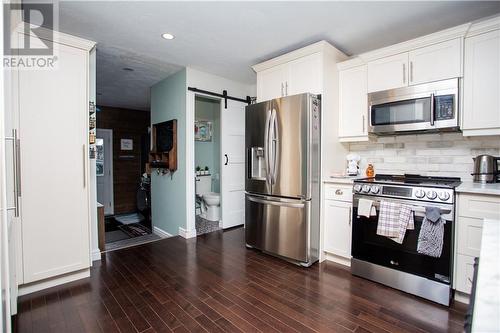 617 Salisbury Road, Moncton, NB - Indoor Photo Showing Kitchen