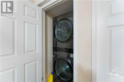 115 Windswept Private, Ottawa, ON - Indoor Photo Showing Laundry Room