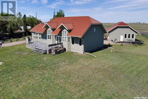 400 Lakeshore Drive, Wee Too Beach, SK - Outdoor