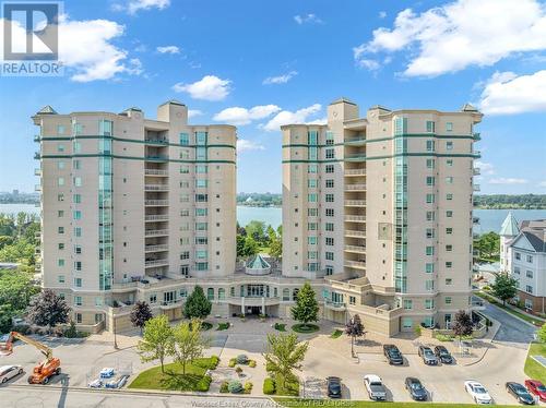 4955 Riverside Drive Unit# 501, Windsor, ON - Outdoor With Balcony With Facade