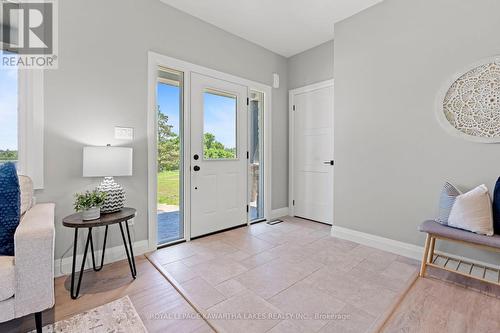 29 Riverside Drive, Kawartha Lakes, ON - Indoor Photo Showing Other Room