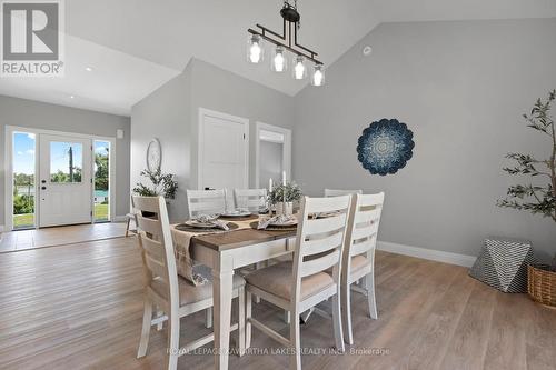 29 Riverside Drive, Kawartha Lakes, ON - Indoor Photo Showing Dining Room