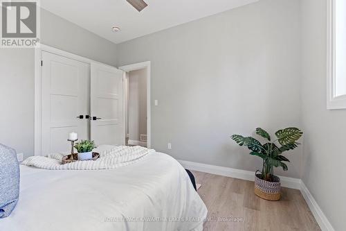 29 Riverside Drive, Kawartha Lakes, ON - Indoor Photo Showing Bedroom