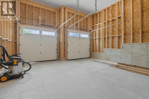 29 Riverside Drive, Kawartha Lakes, ON - Indoor Photo Showing Garage