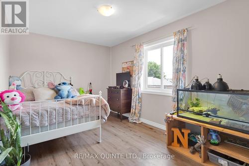 33 Hannah Street, Quinte West, ON - Indoor Photo Showing Bedroom