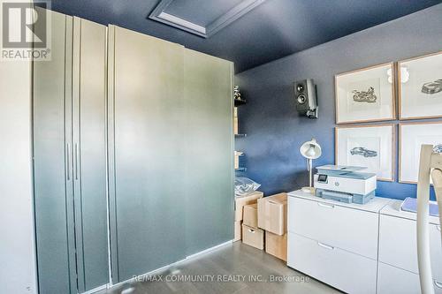 292 Esther Drive, Barrie, ON - Indoor Photo Showing Laundry Room
