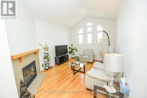 6813 Bansbridge Crescent, Mississauga, ON - Indoor Photo Showing Living Room With Fireplace