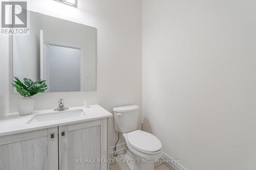 28 Tweedhill Avenue, Caledon, ON - Indoor Photo Showing Bathroom