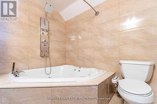 8681 Canyon Road, Milton, ON - Indoor Photo Showing Bathroom