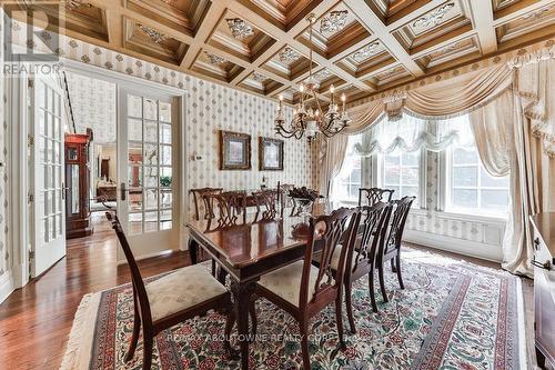 3400 Milburough Line, Burlington, ON - Indoor Photo Showing Dining Room