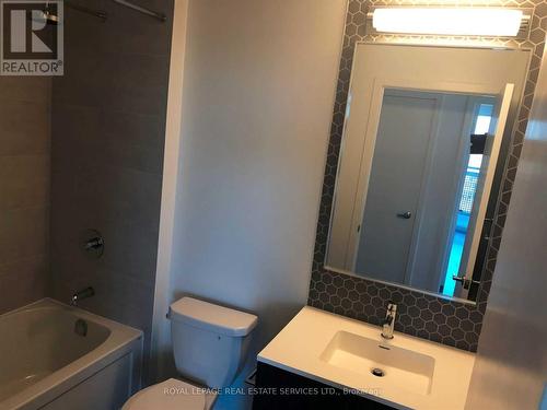 1509 - 2520 Eglinton Avenue W, Mississauga, ON - Indoor Photo Showing Bathroom