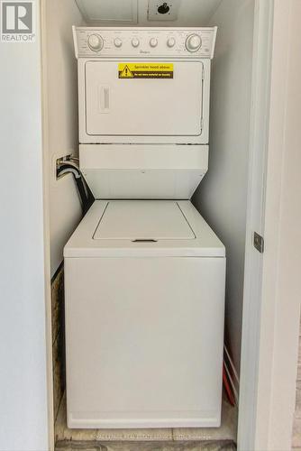 806 - 1420 Dupont Street, Toronto, ON - Indoor Photo Showing Laundry Room