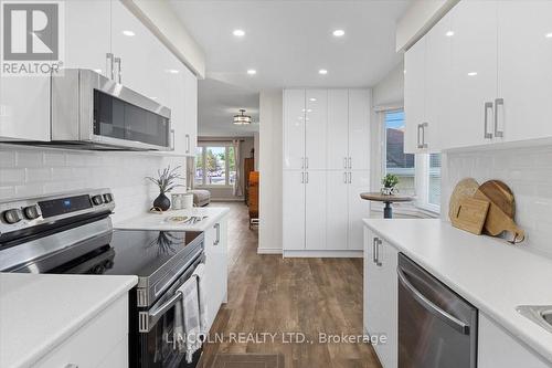 285B Liberty Street N, Clarington, ON - Indoor Photo Showing Kitchen With Stainless Steel Kitchen With Upgraded Kitchen