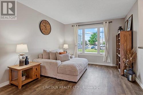 285B Liberty Street N, Clarington, ON - Indoor Photo Showing Bedroom