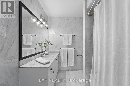 16 - 119 Spring Road, Georgina, ON - Indoor Photo Showing Bathroom