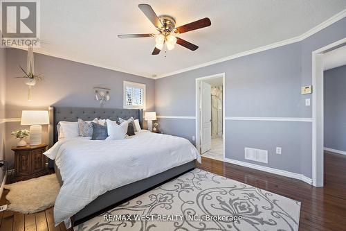 146 8Th Avenue, New Tecumseth, ON - Indoor Photo Showing Bedroom