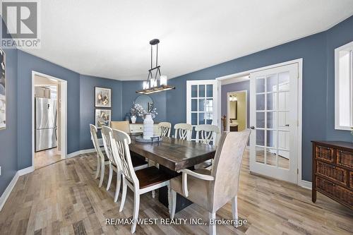 146 8Th Avenue, New Tecumseth, ON - Indoor Photo Showing Dining Room