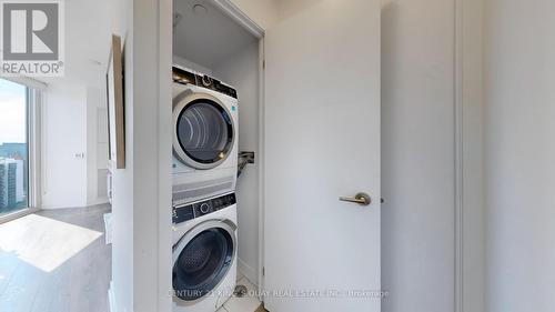 Ph112 - 219 Dundas Street E, Toronto, ON - Indoor Photo Showing Laundry Room