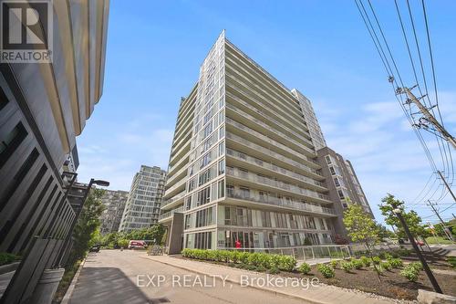 E701 - 555 Wilson Avenue, Toronto, ON - Outdoor